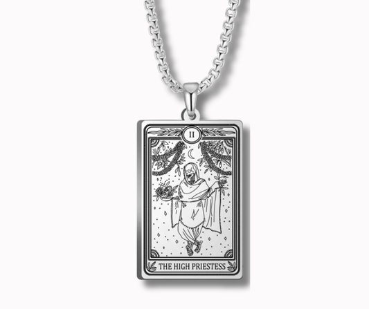 THE HIGH PRIESTESS – Listen to the whispers within